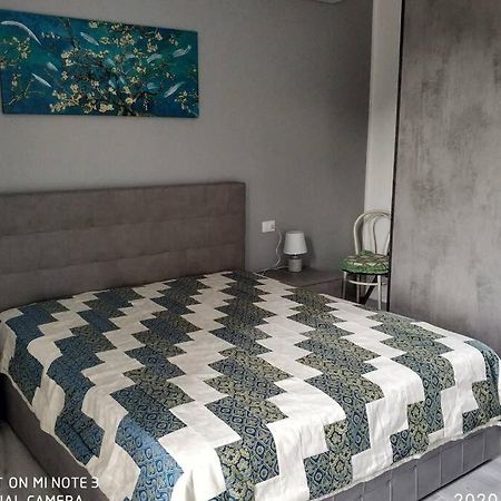 Home Sweet Home Appartamento Ricco Di Comfort Palermo Luaran gambar