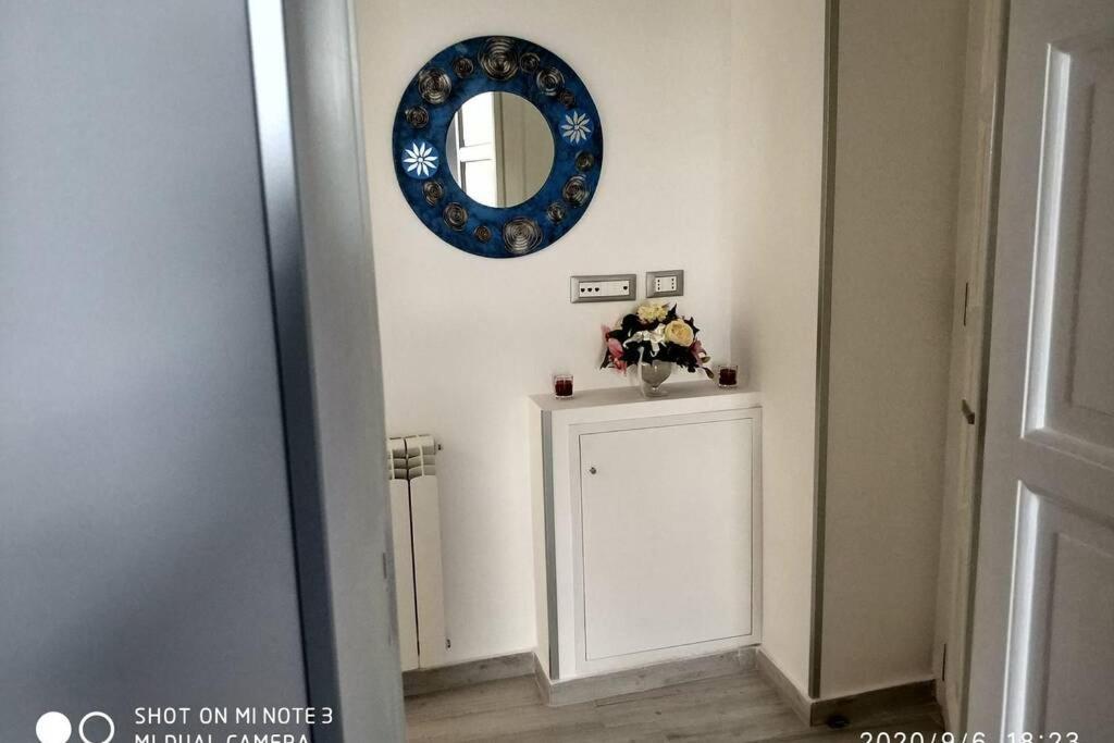 Home Sweet Home Appartamento Ricco Di Comfort Palermo Luaran gambar
